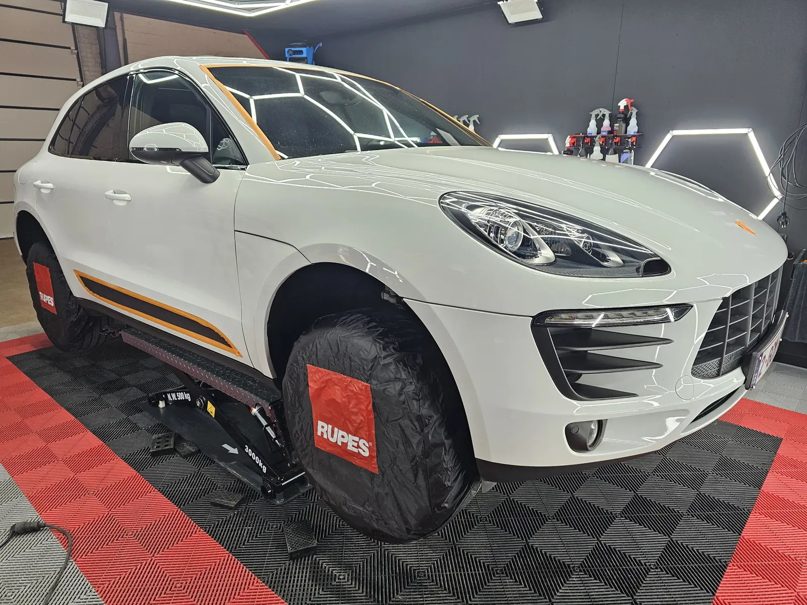 Porsche Macan après prestation de detailing
