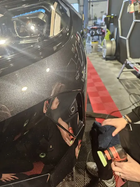 Démonstration de polissage et contrôle des surfaces