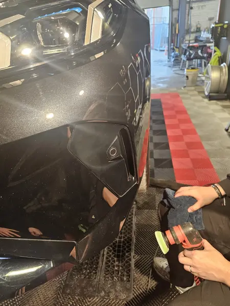 Démonstration de polissage et contrôle des surfaces