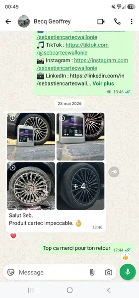 Exercice de polissage sur un capot automobile